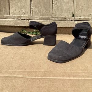 6/$20 Mootsie’s Tootsies Vintage 90s/Y2K Block Heels, Size 8